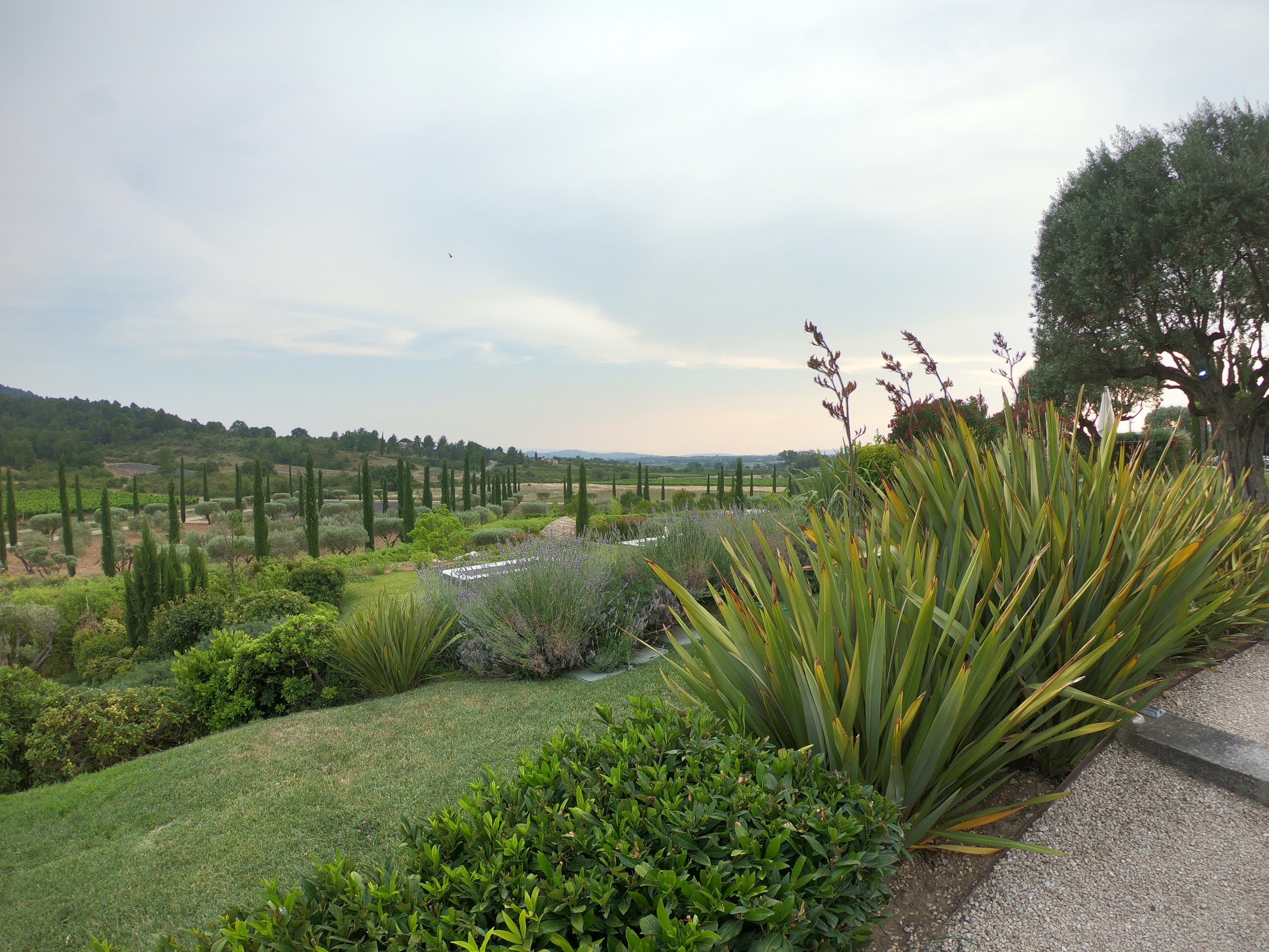 Mas des Andéols vu du jardin